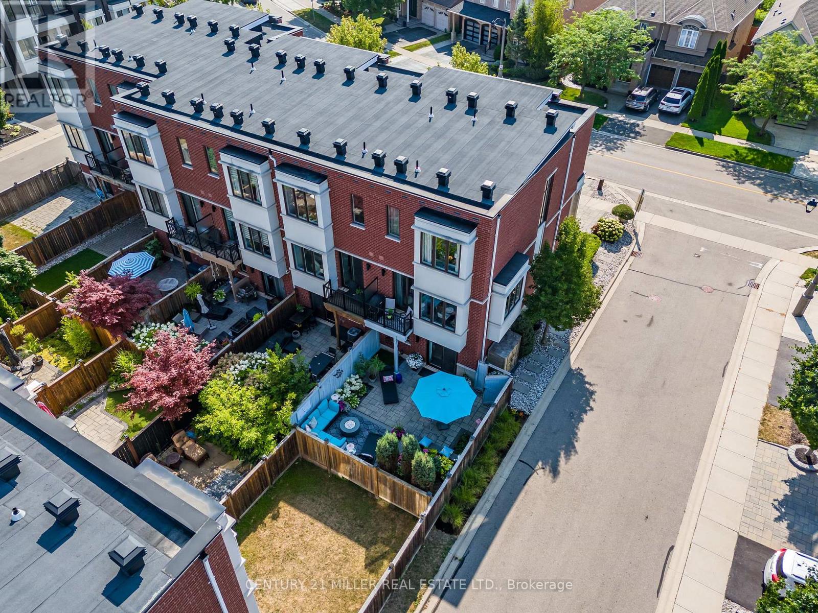 Photo 27 of 469 Nautical Boulevard, Oakville ON