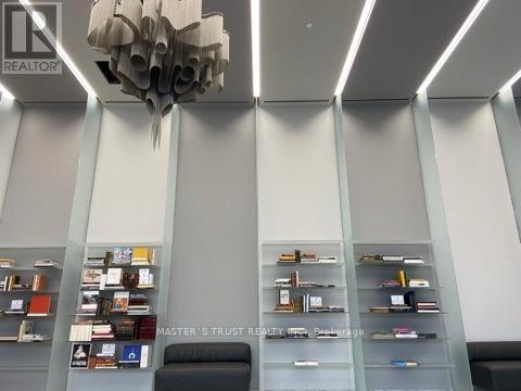 Photo 1 of 711 5 Soudan Avenue, Toronto ON
