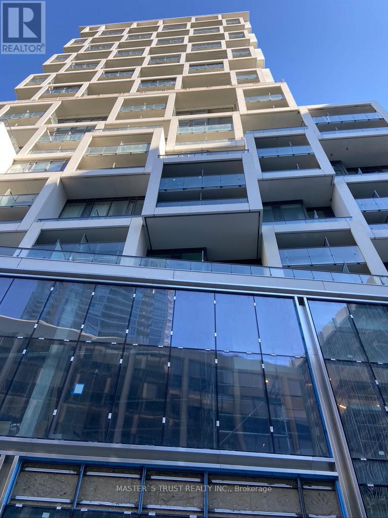 Photo 3 of 711 5 Soudan Avenue, Toronto ON