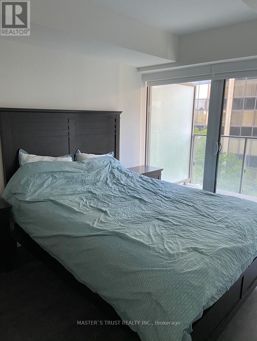Photo 12 of 711 5 Soudan Avenue, Toronto ON