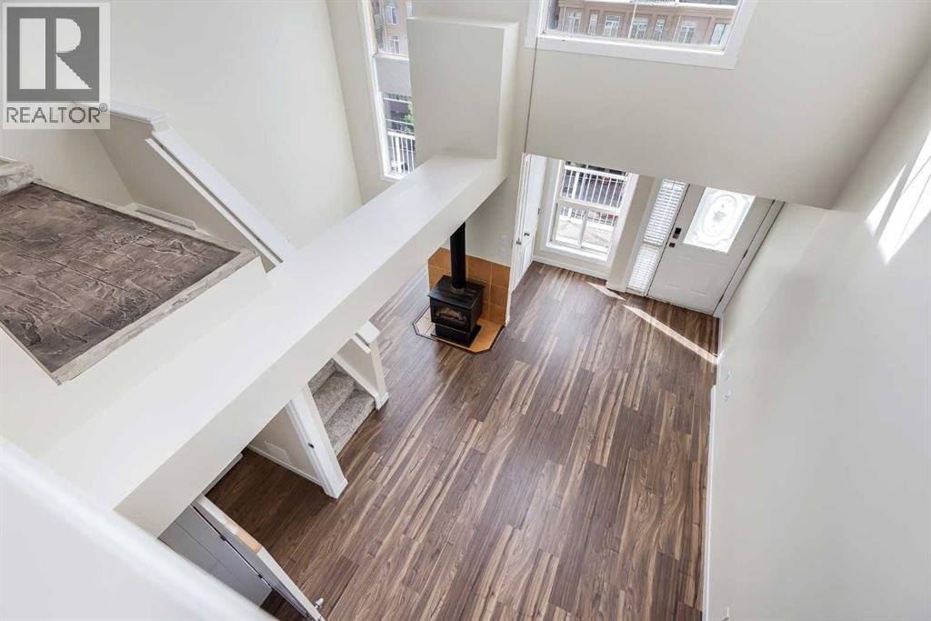 Single Family House Multi-level for Sale in    Avenue SW Sunalta Calgary 