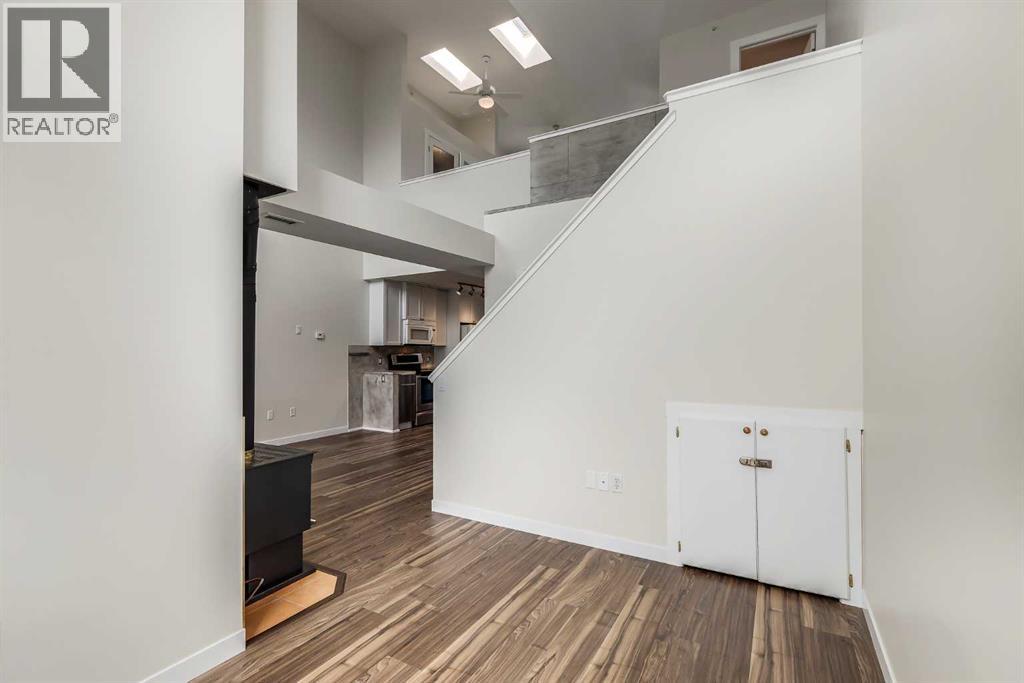 Single Family House Multi-level for Sale in    Avenue SW Sunalta Calgary 
