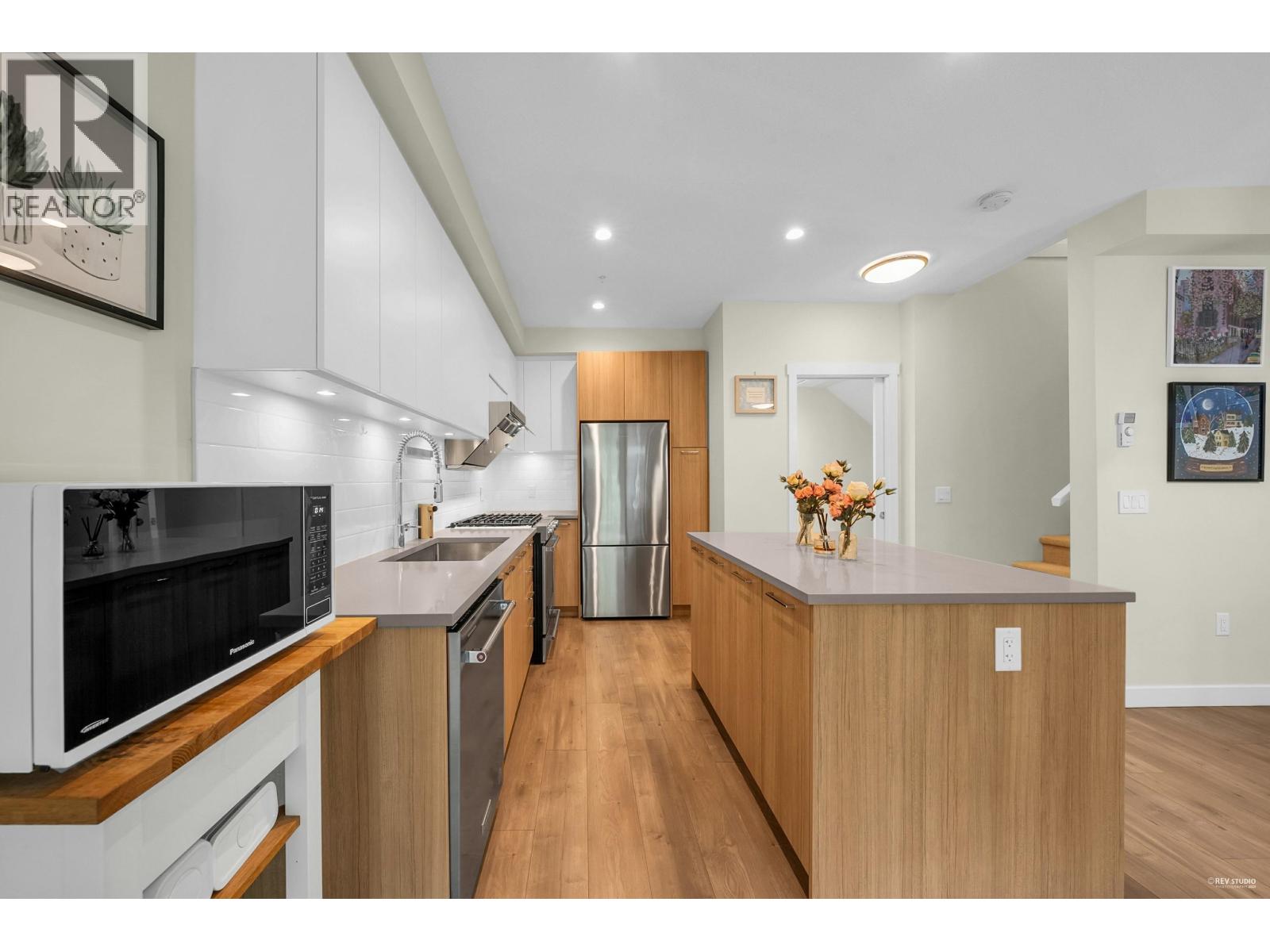 227 708 LEA AVENUE, Coquitlam