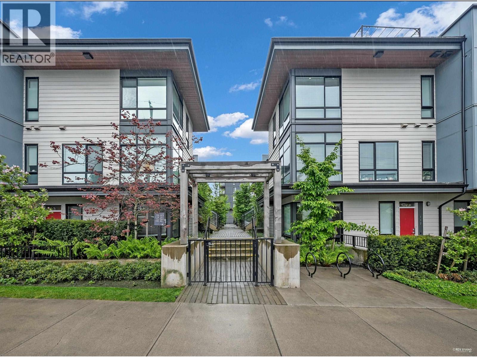 227 708 LEA AVENUE, Coquitlam