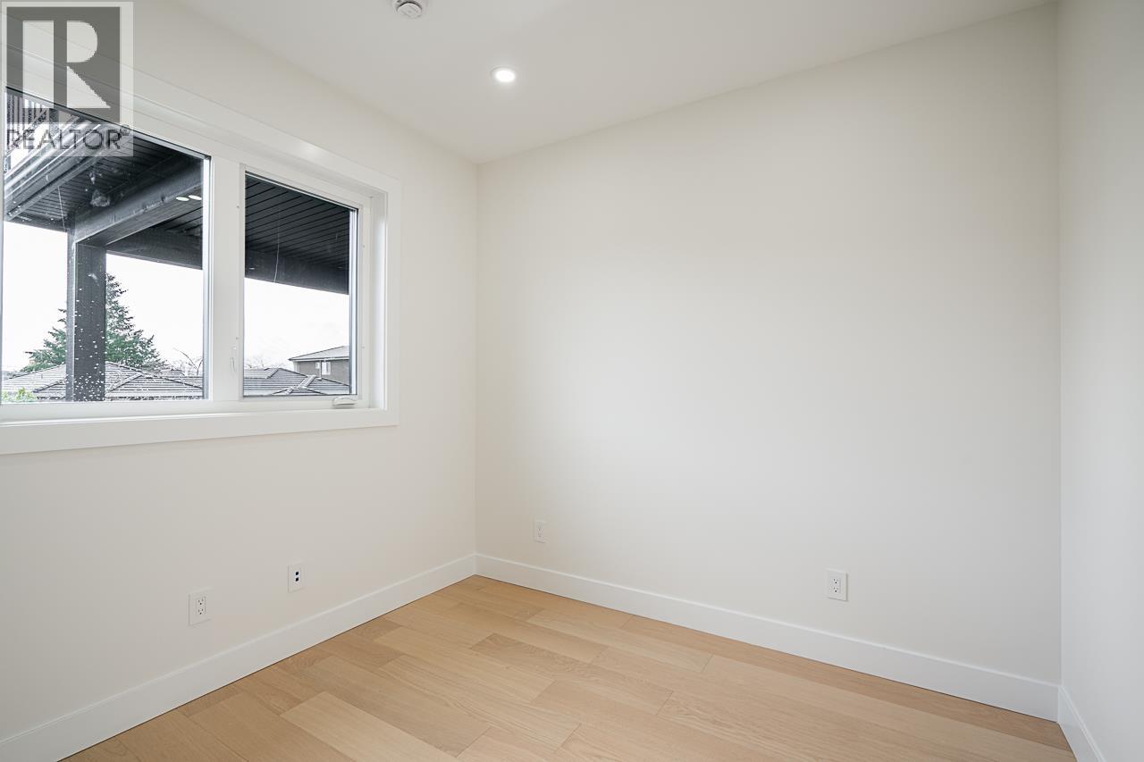 Photo 14 of 6150 Napier Street, Burnaby BC