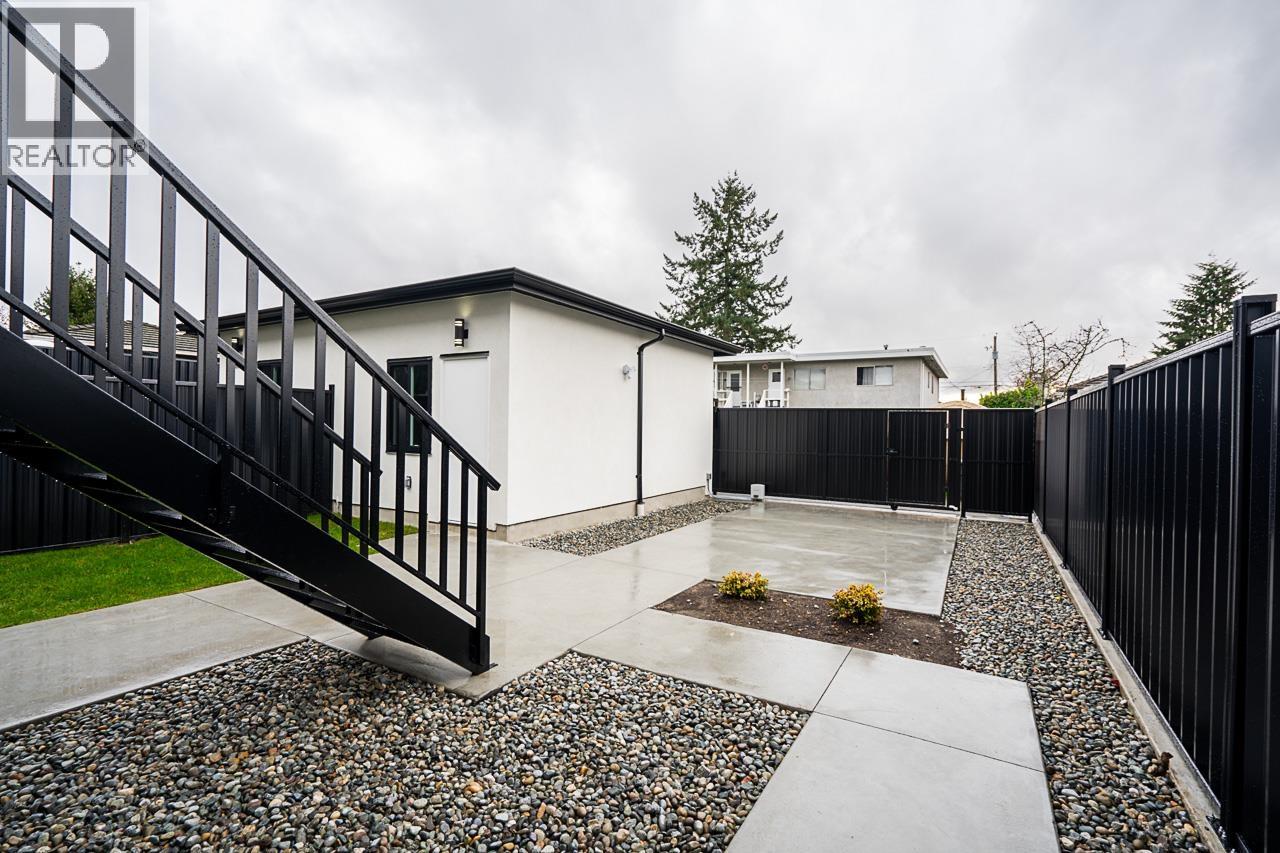 Photo 37 of 6150 Napier Street, Burnaby BC