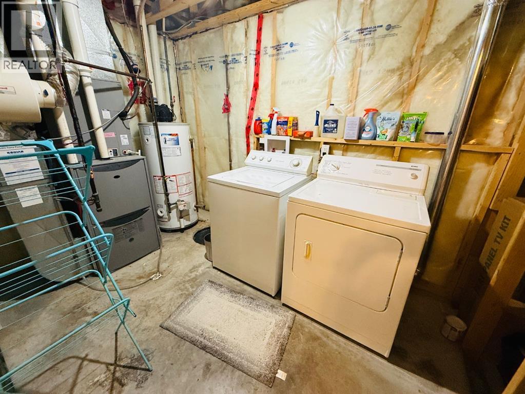 Single Family House for Sale in  Sunridge Boulevard W Sunridge Lethbridge 