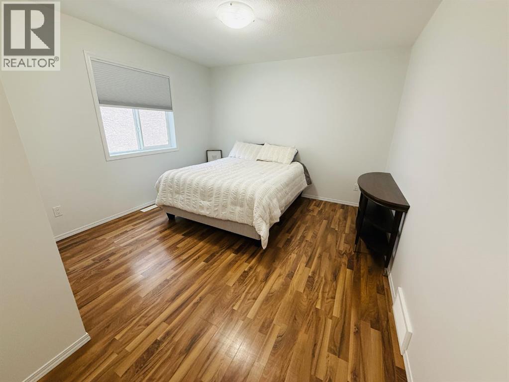Single Family House for Sale in  Sunridge Boulevard W Sunridge Lethbridge 