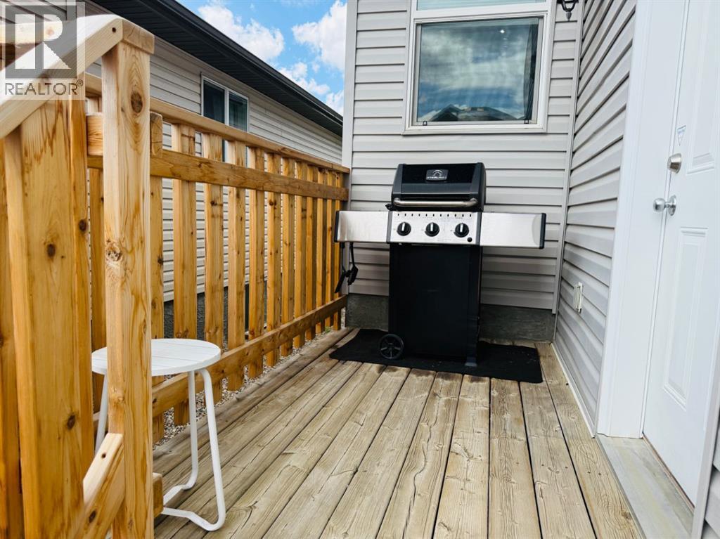 Single Family House for Sale in  Sunridge Boulevard W Sunridge Lethbridge 