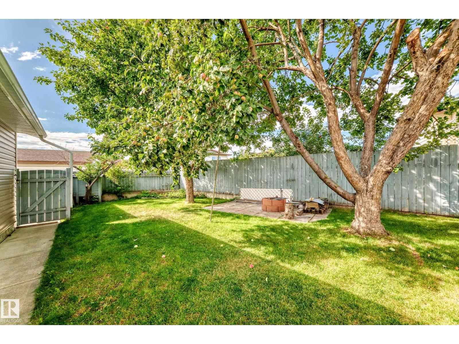 Photo 28 of 14608 29 A St Nw, Edmonton AB