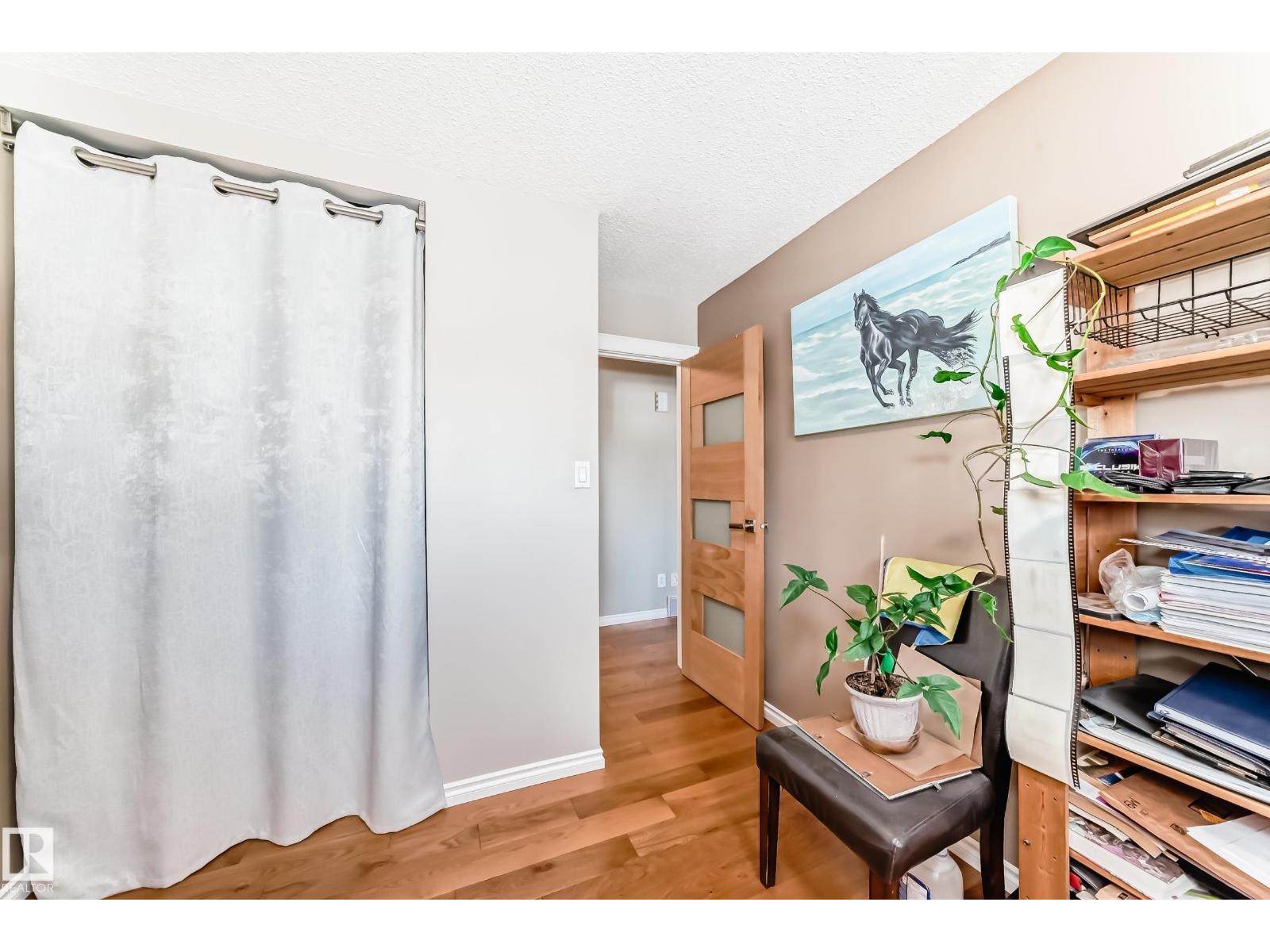 Photo 31 of 14608 29 A St Nw, Edmonton AB