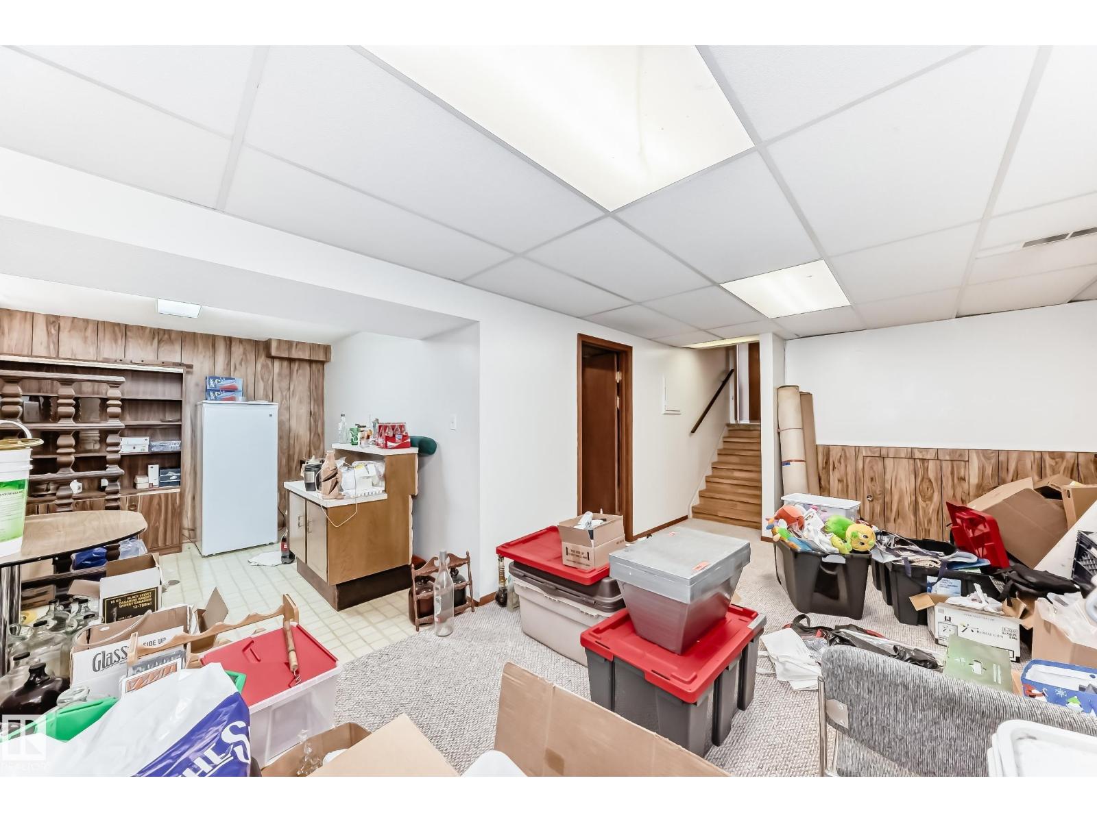 Photo 6 of 14608 29 A St Nw, Edmonton AB