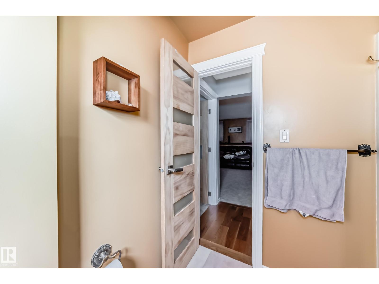 Photo 33 of 14608 29 A St Nw, Edmonton AB