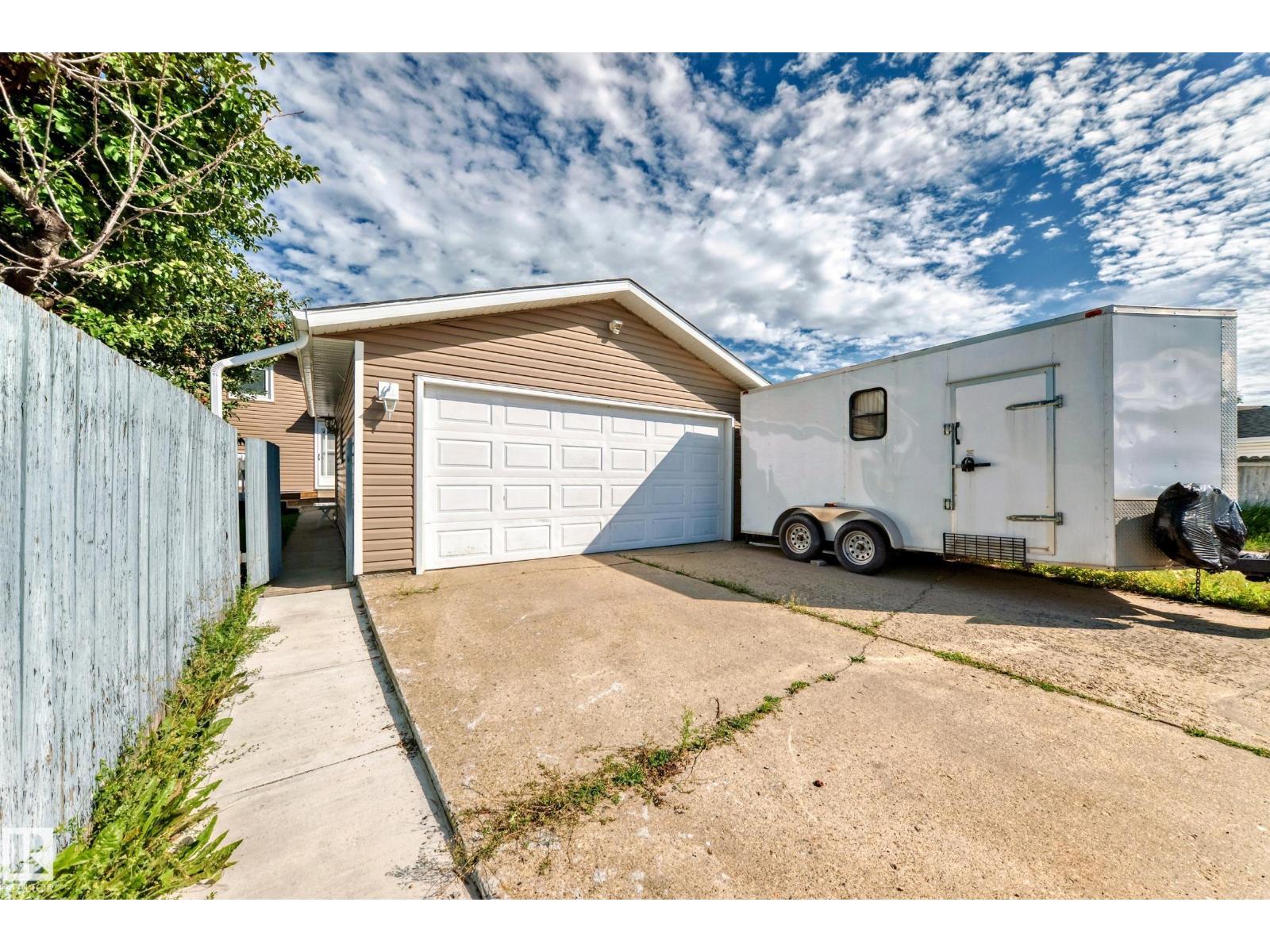 Photo 52 of 14608 29 A St Nw, Edmonton AB