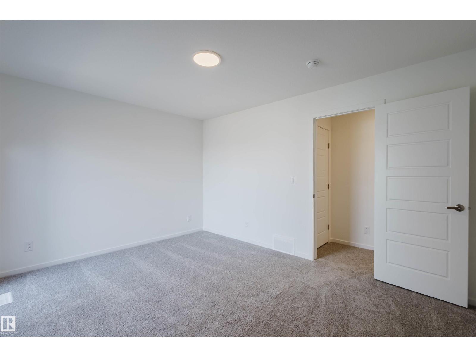 Photo 29 of 1050 Hearthstone Bv, Sherwood Park AB