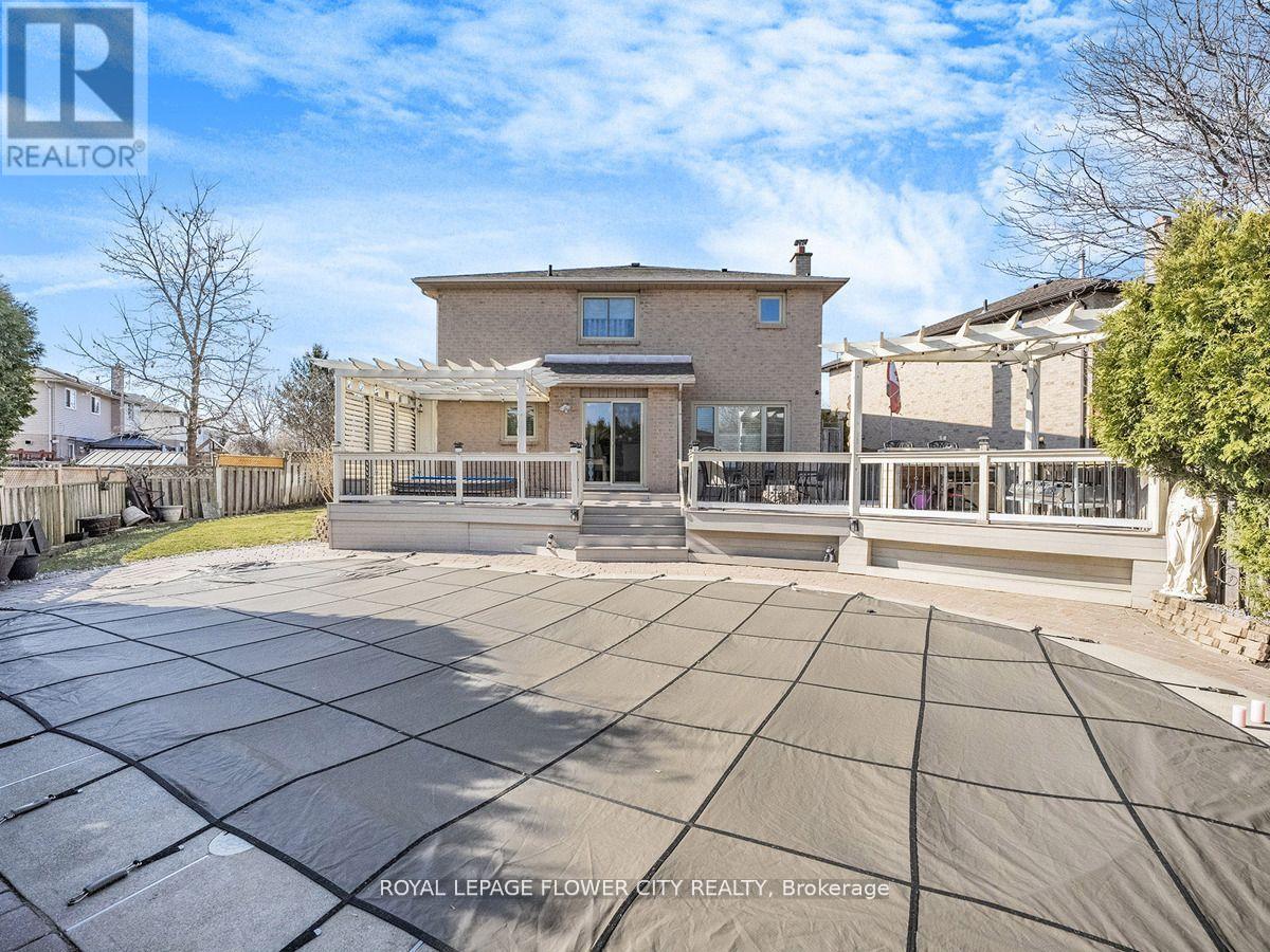 Photo 46 of 20 Driftwood Place, Hamilton ON