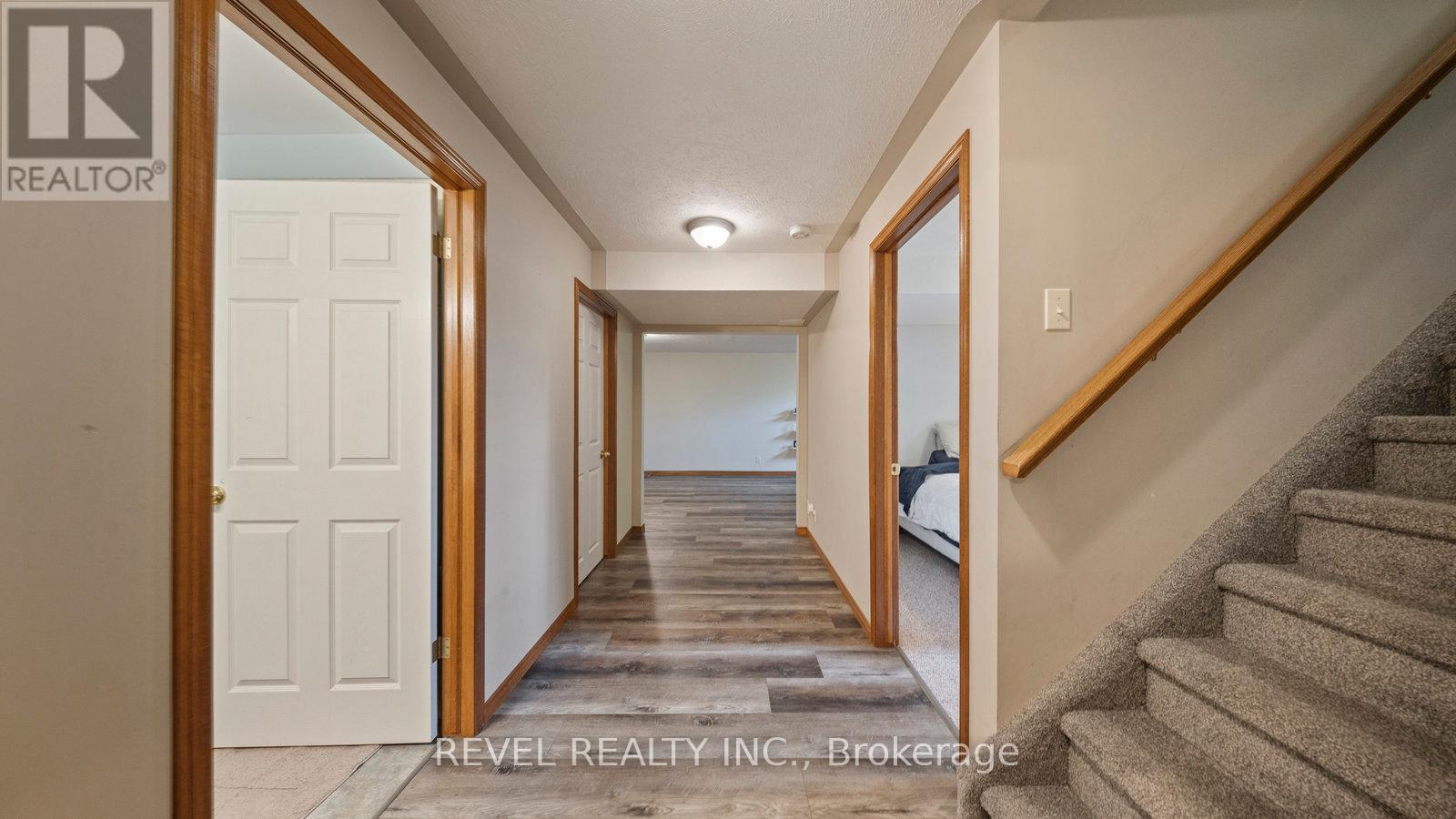 Photo 21 of 209 Nelson Street W, Norfolk ON