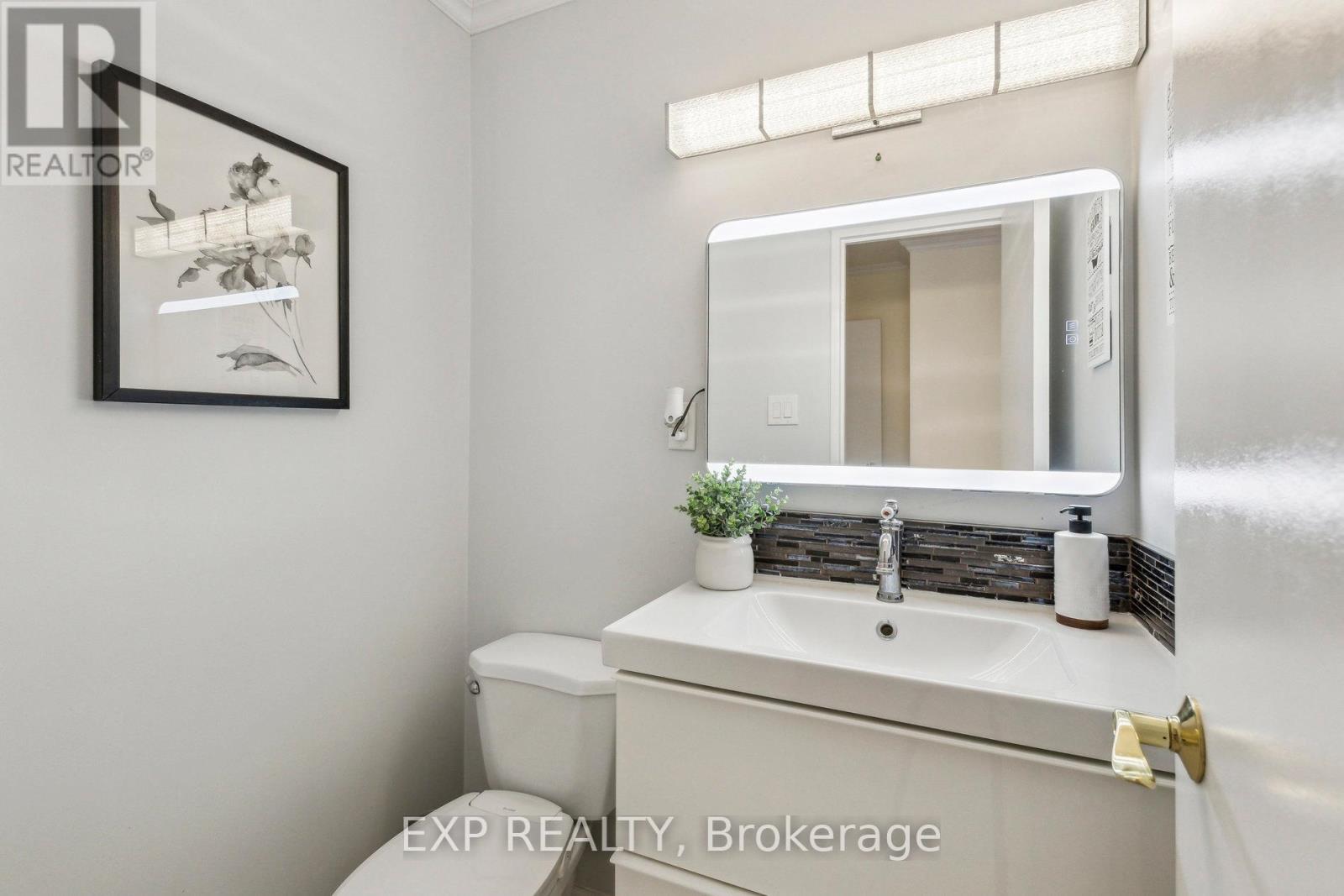 Photo 14 of 3 407 Keats Way, Waterloo ON