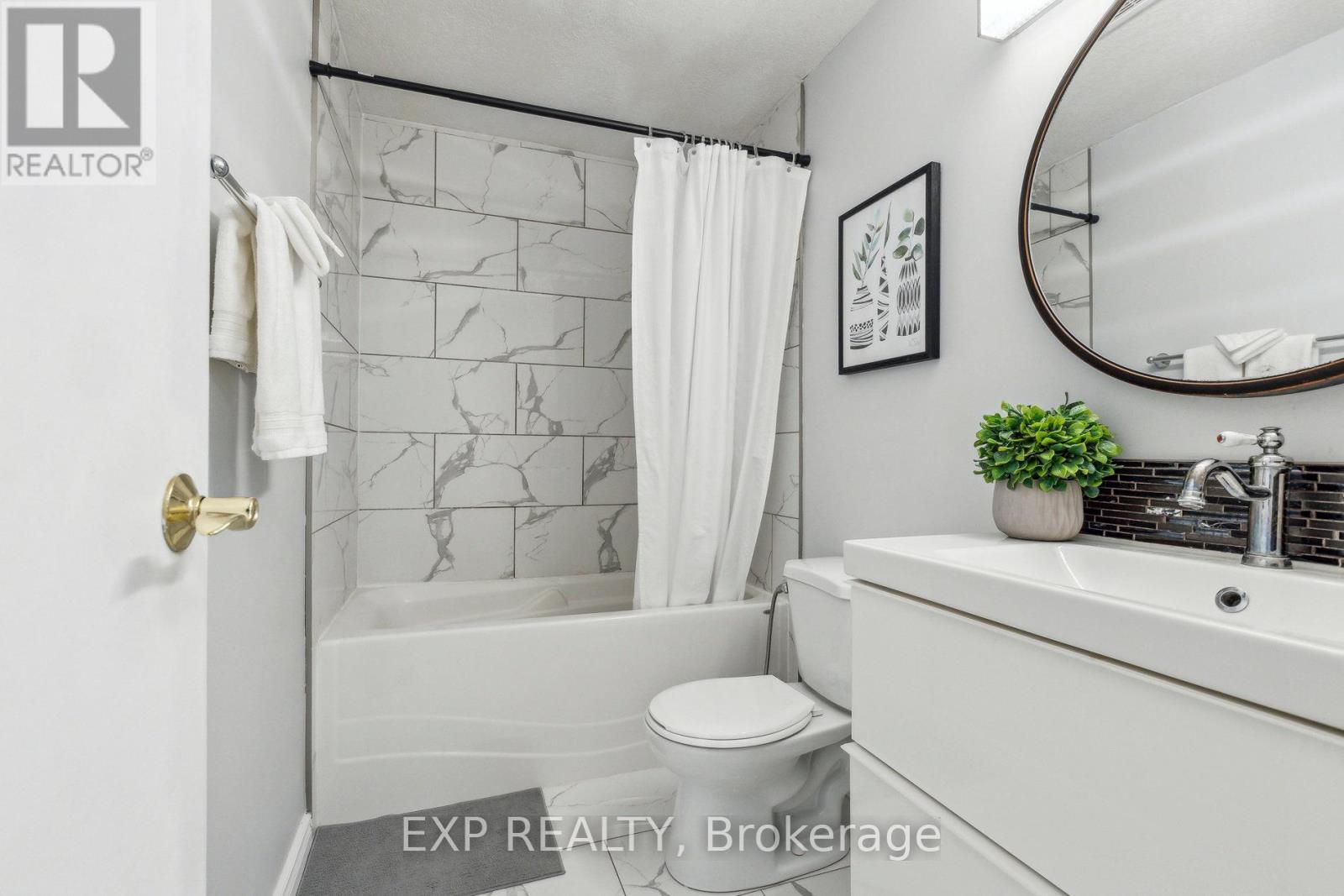 Photo 18 of 3 407 Keats Way, Waterloo ON
