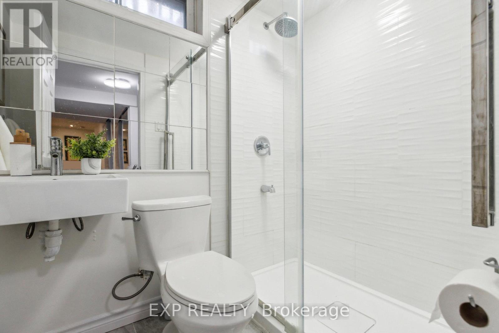 Photo 26 of 3 407 Keats Way, Waterloo ON