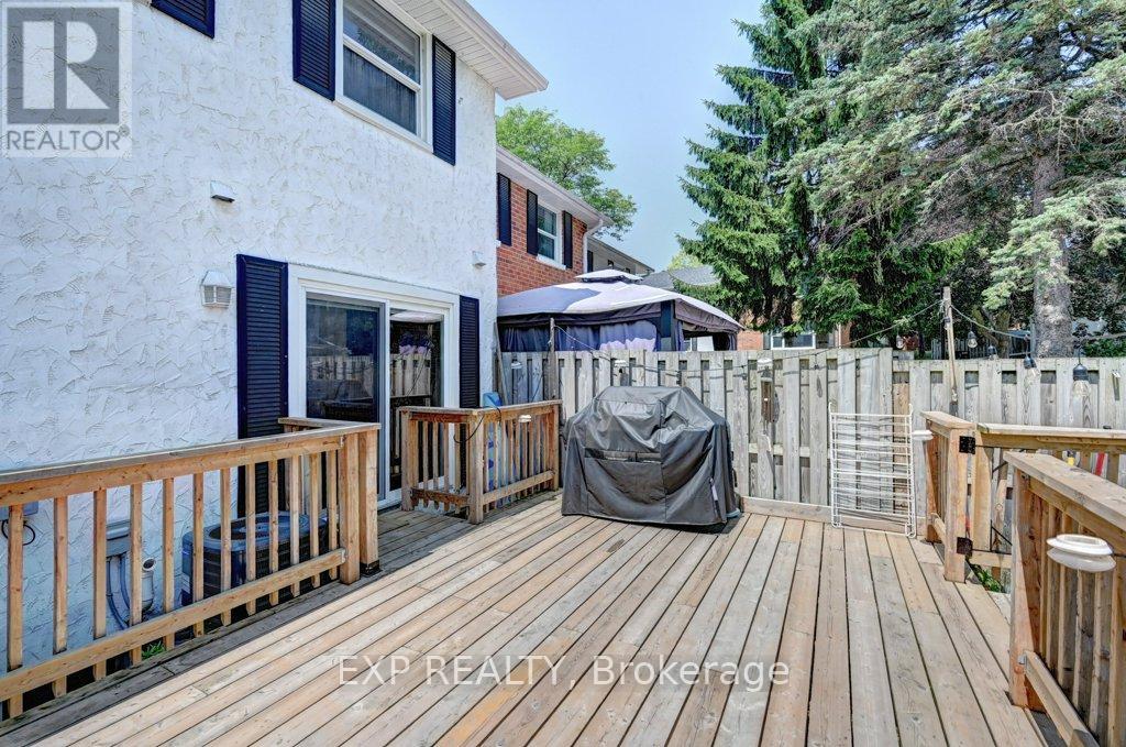 Photo 30 of 3 407 Keats Way, Waterloo ON