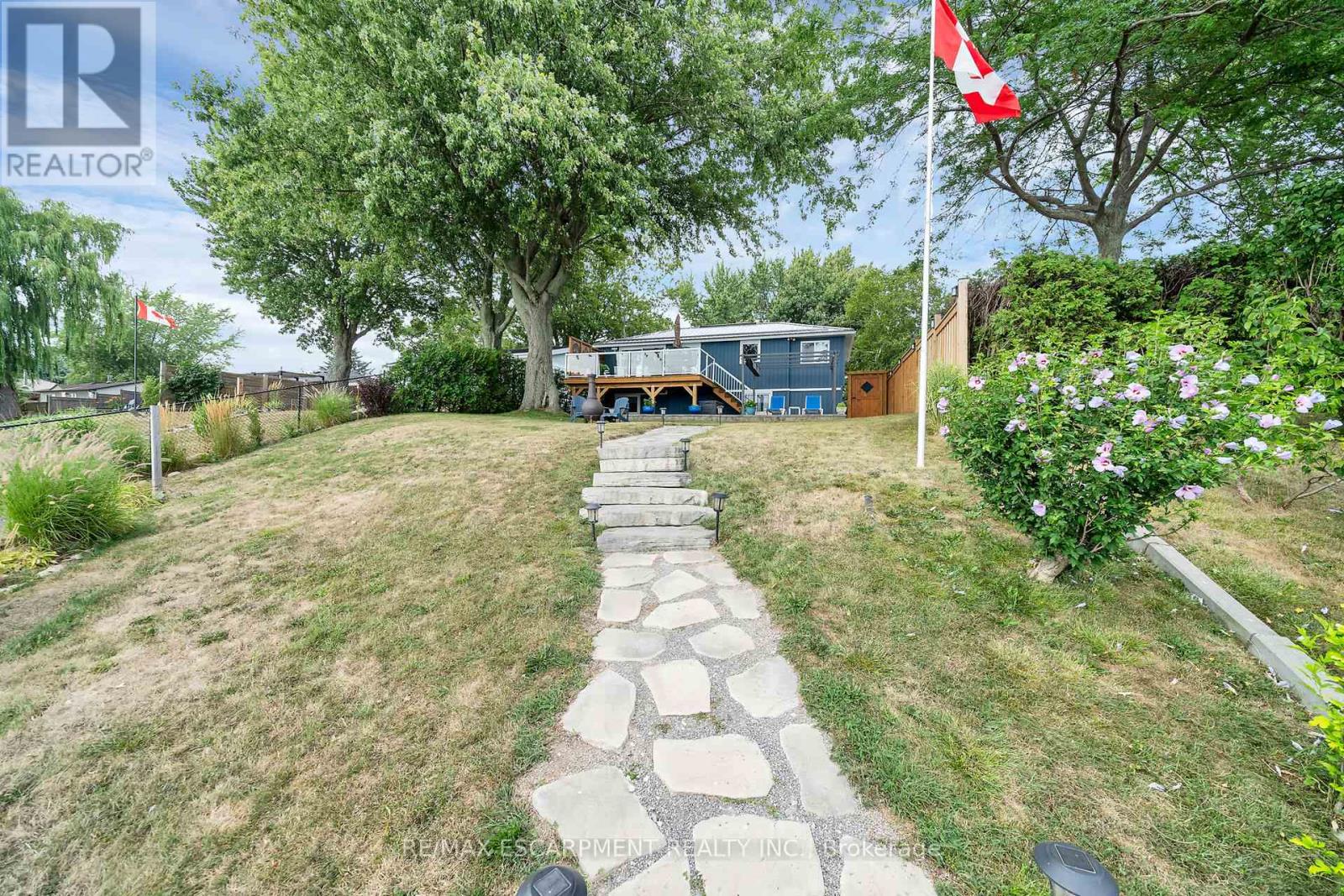 Photo 32 of 42 Erieview Lane, Haldimand ON