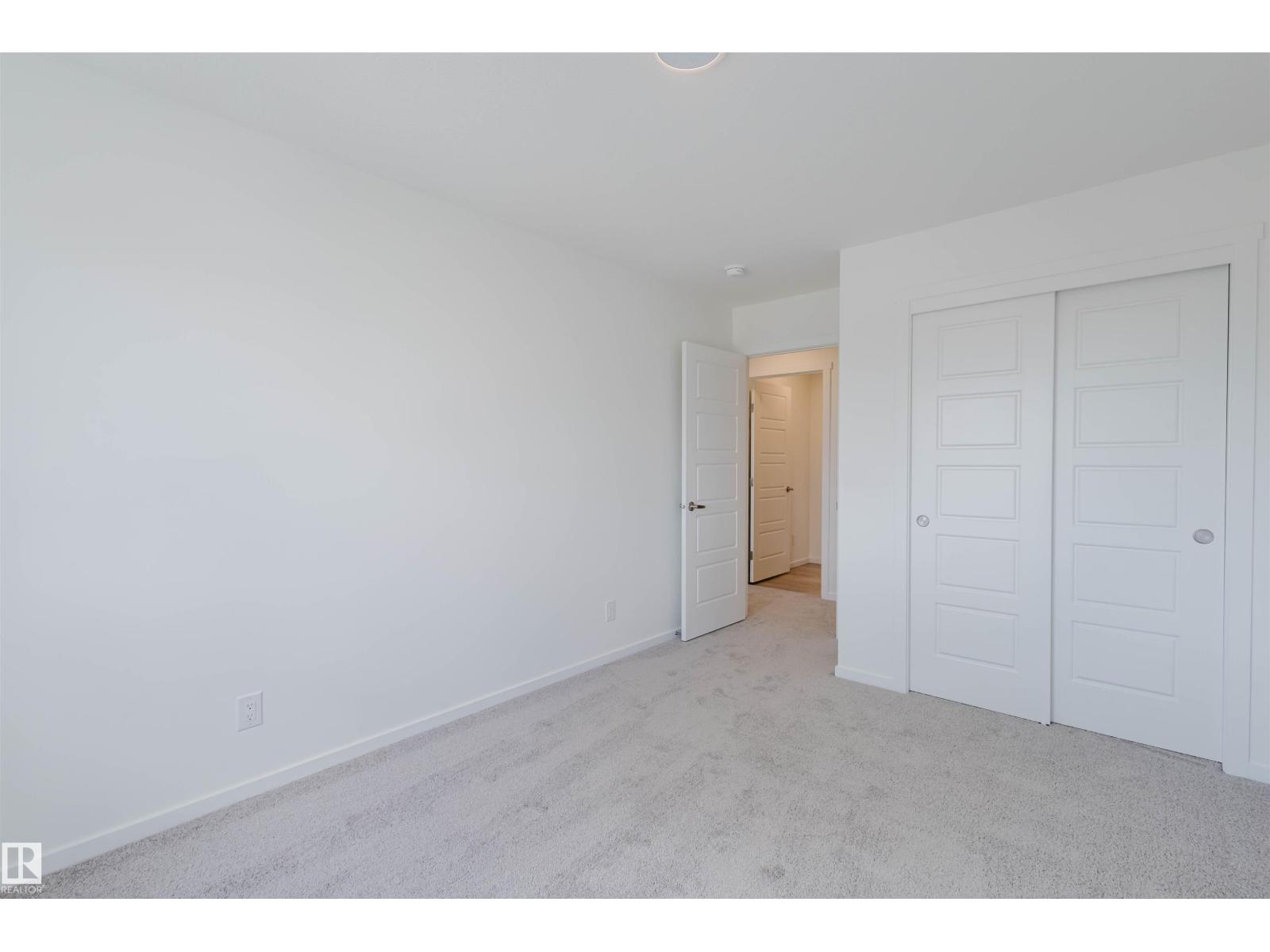 Photo 25 of 1050 Hearthstone Bv, Sherwood Park AB