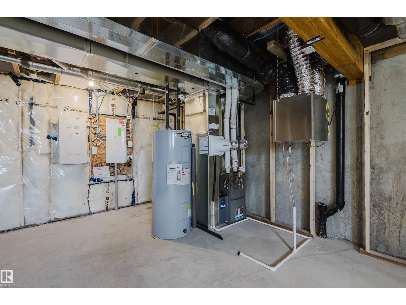 Photo 11 of 1050 Hearthstone Bv, Sherwood Park AB