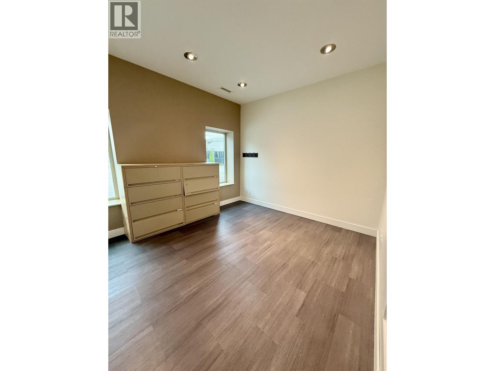 Photo 3 of 1320 2nd Avenue, Prince George BC