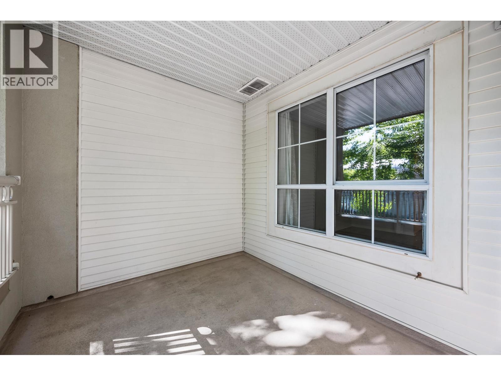 Photo 33 of 206 2990 Princess Crescent, Coquitlam BC
