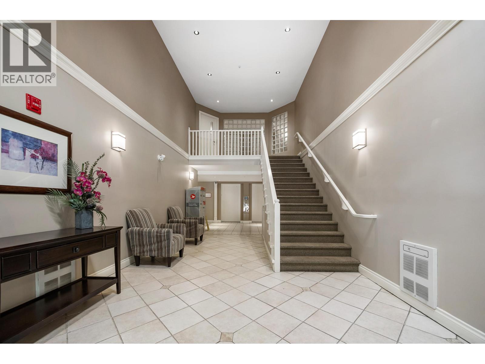 Photo 35 of 206 2990 Princess Crescent, Coquitlam BC