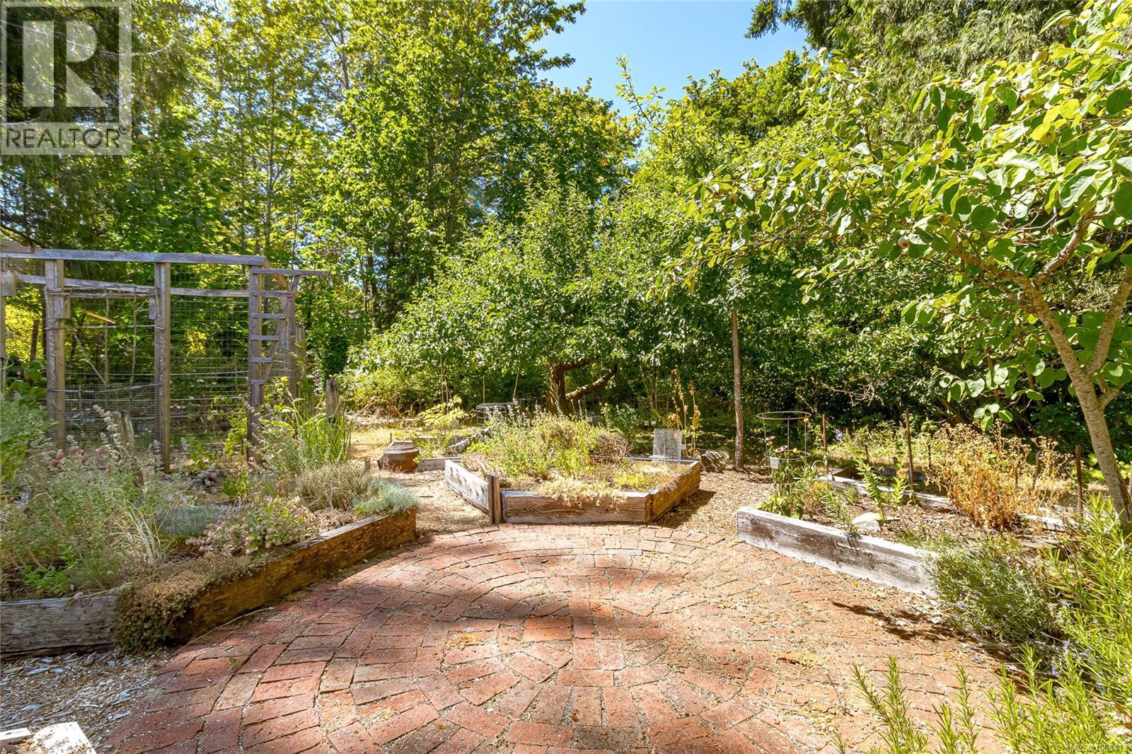 Photo 31 of 5872 Wilson Ave, Duncan BC