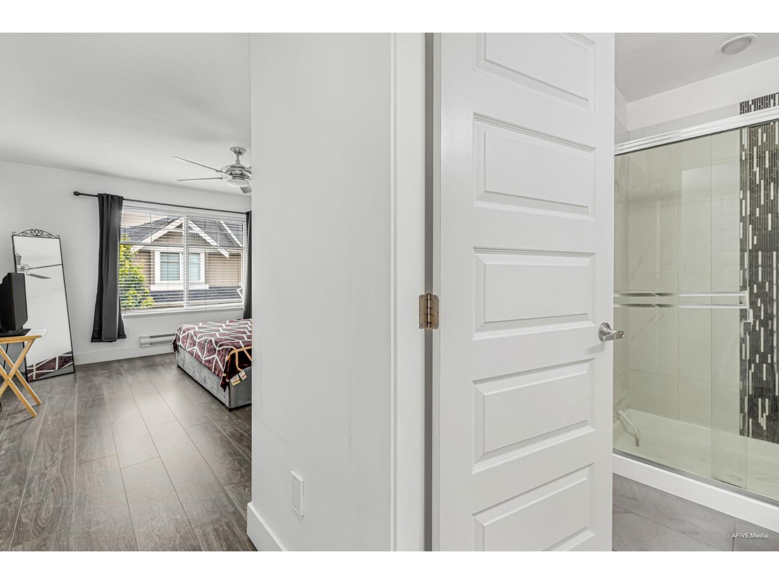 Photo 13 of 114 19525 73 Avenue, Surrey BC