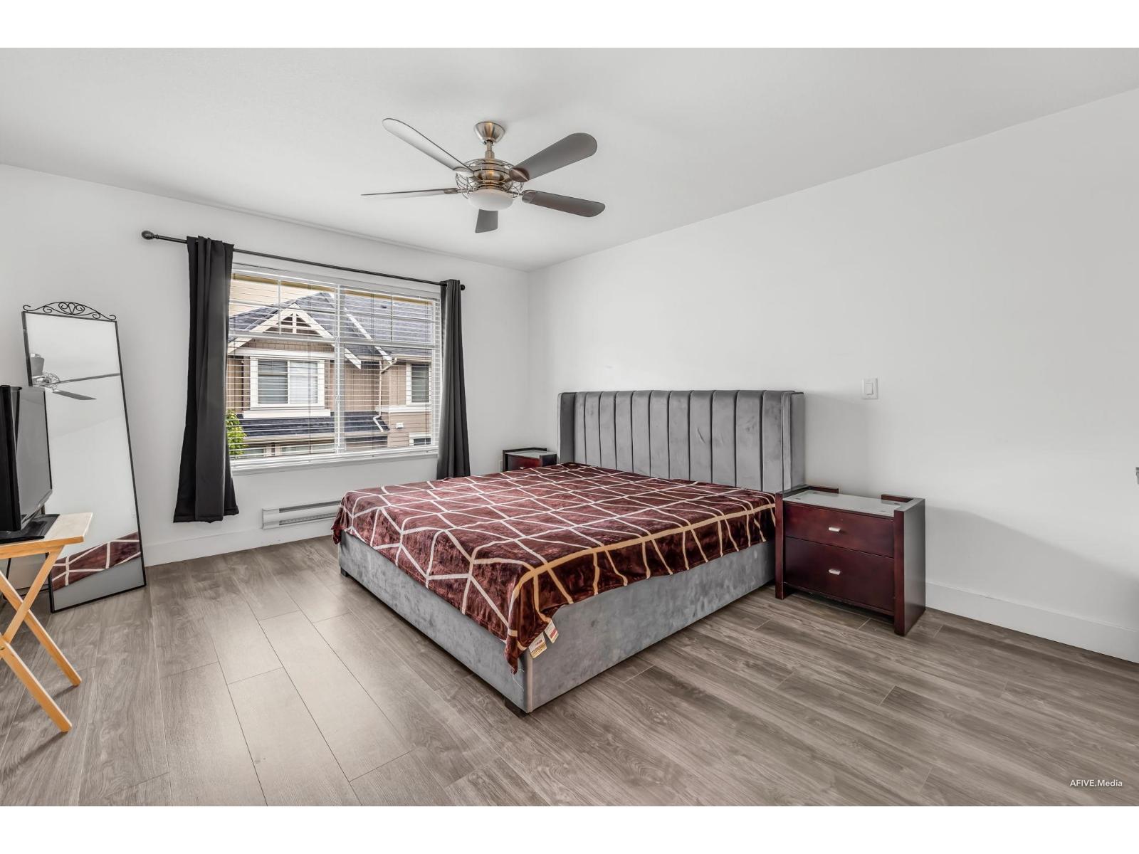 Photo 12 of 114 19525 73 Avenue, Surrey BC