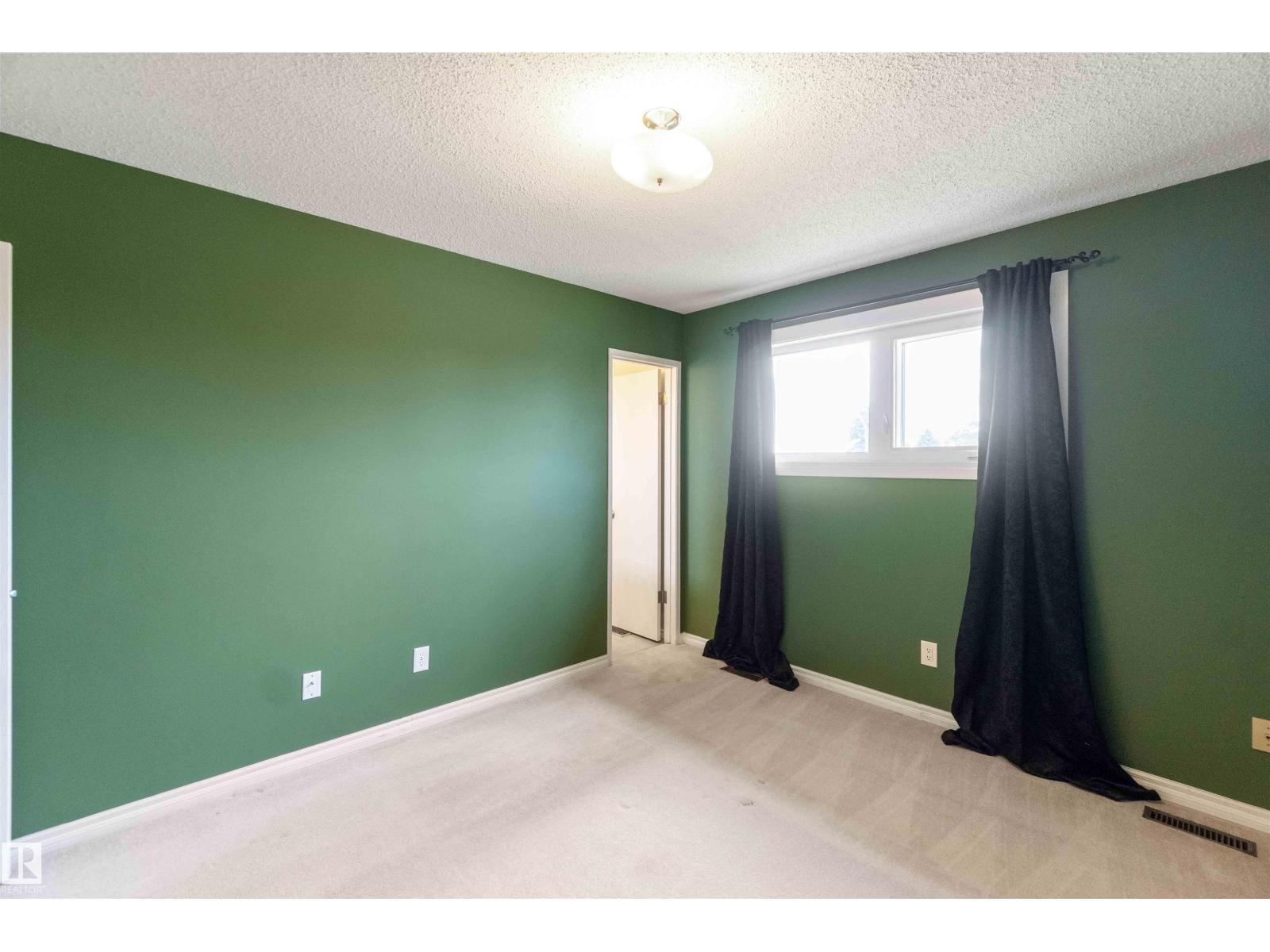 Photo 24 of 18519 57 Av Nw, Edmonton AB