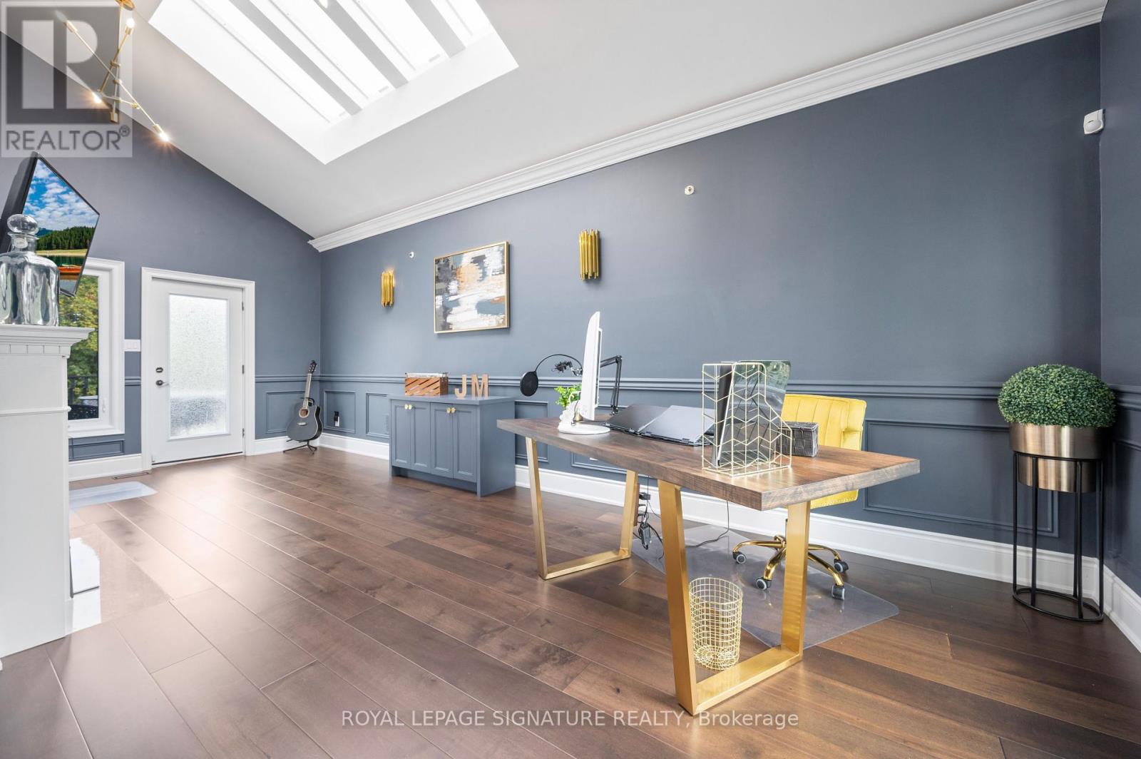 Photo 1 of 75 Rachelle Court, Vaughan ON