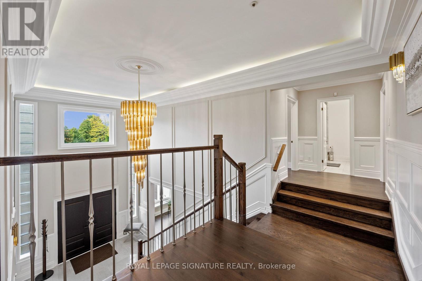 Photo 33 of 75 Rachelle Court, Vaughan ON