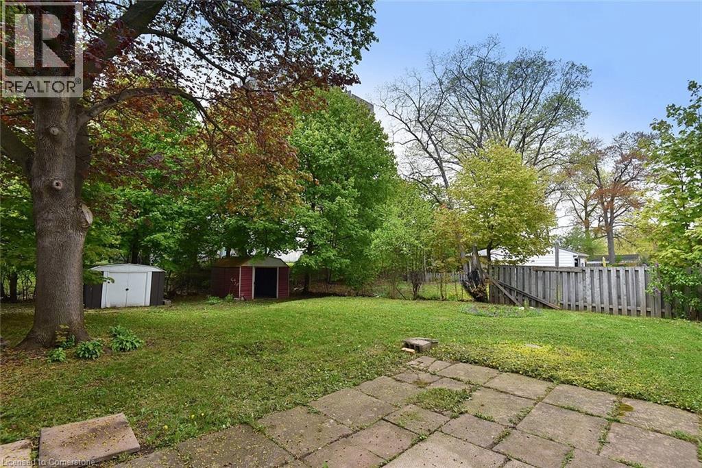 Photo 27 of 430 Queen Mary Drive, Oakville ON