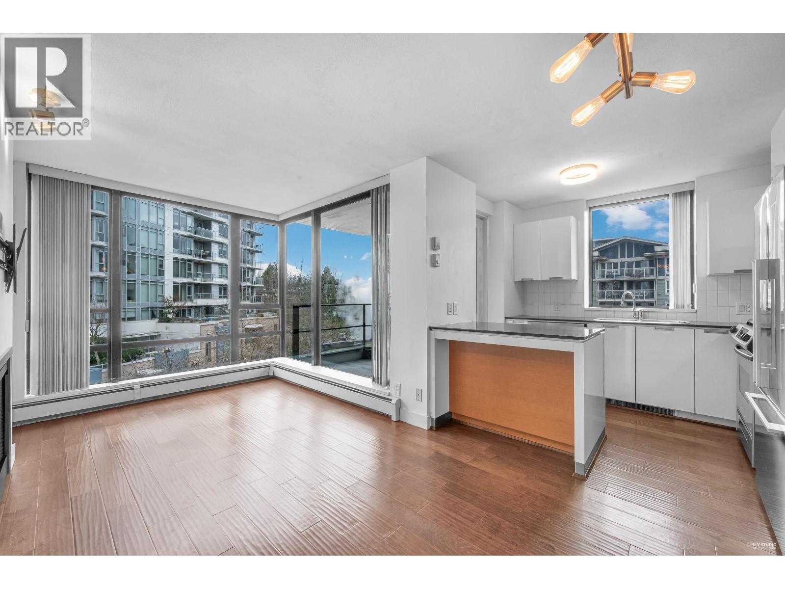 Photo 5 of 605 151 W 2nd Street, North Vancouver BC