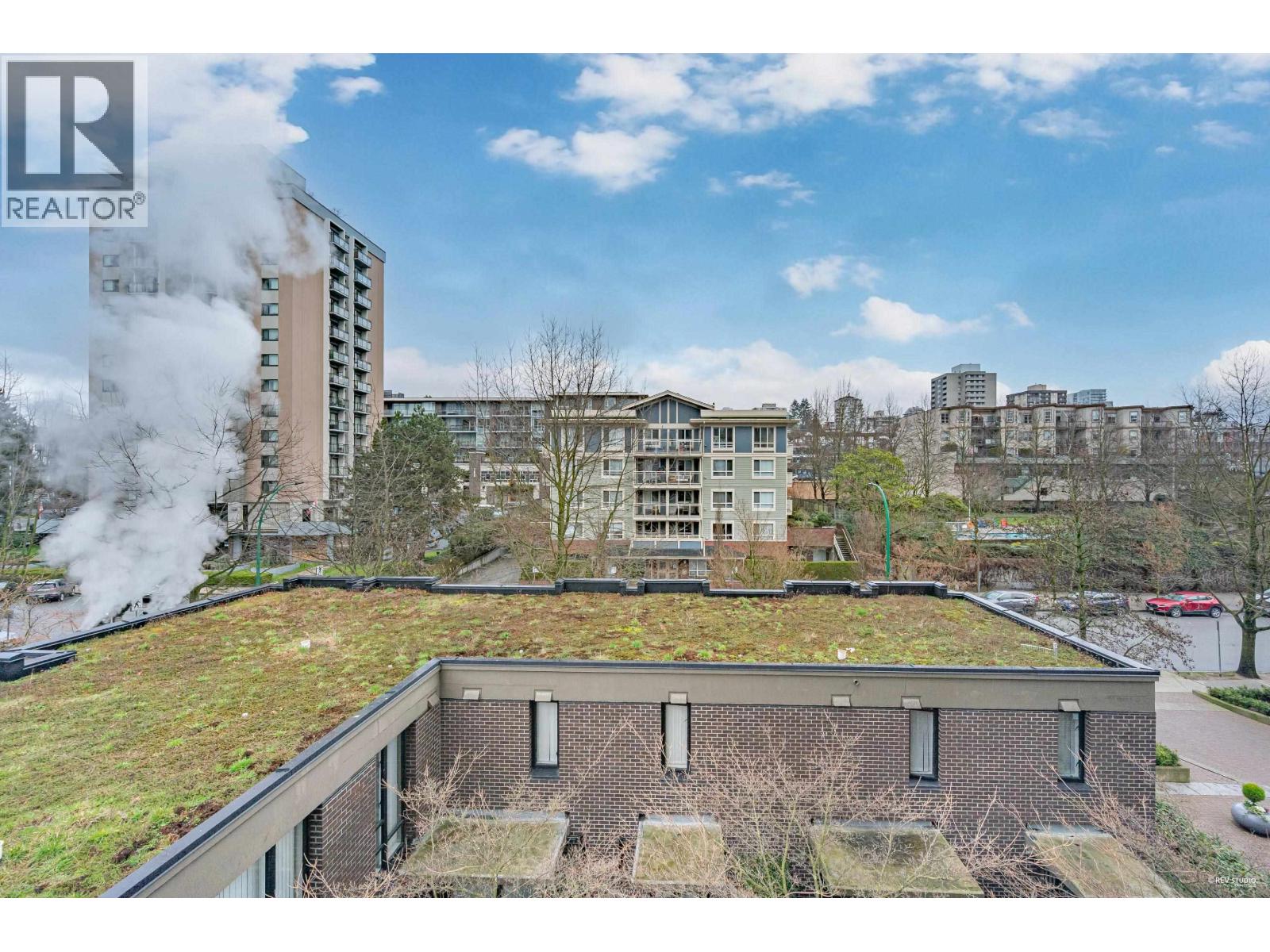 Photo 17 of 605 151 W 2nd Street, North Vancouver BC