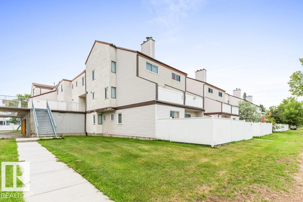 Photo 26 of 283 Lancaster Tc Nw, Edmonton AB