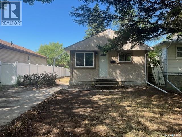Photo 2 of 270 Scarth Street, Regina SK