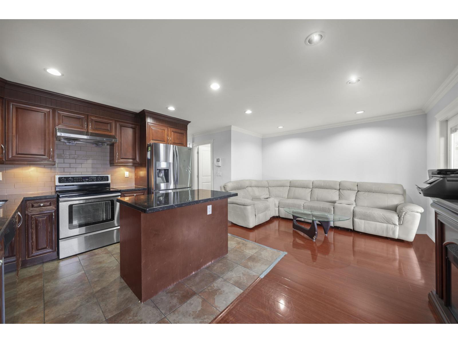 Photo 10 of 7104 144 Street, Surrey BC