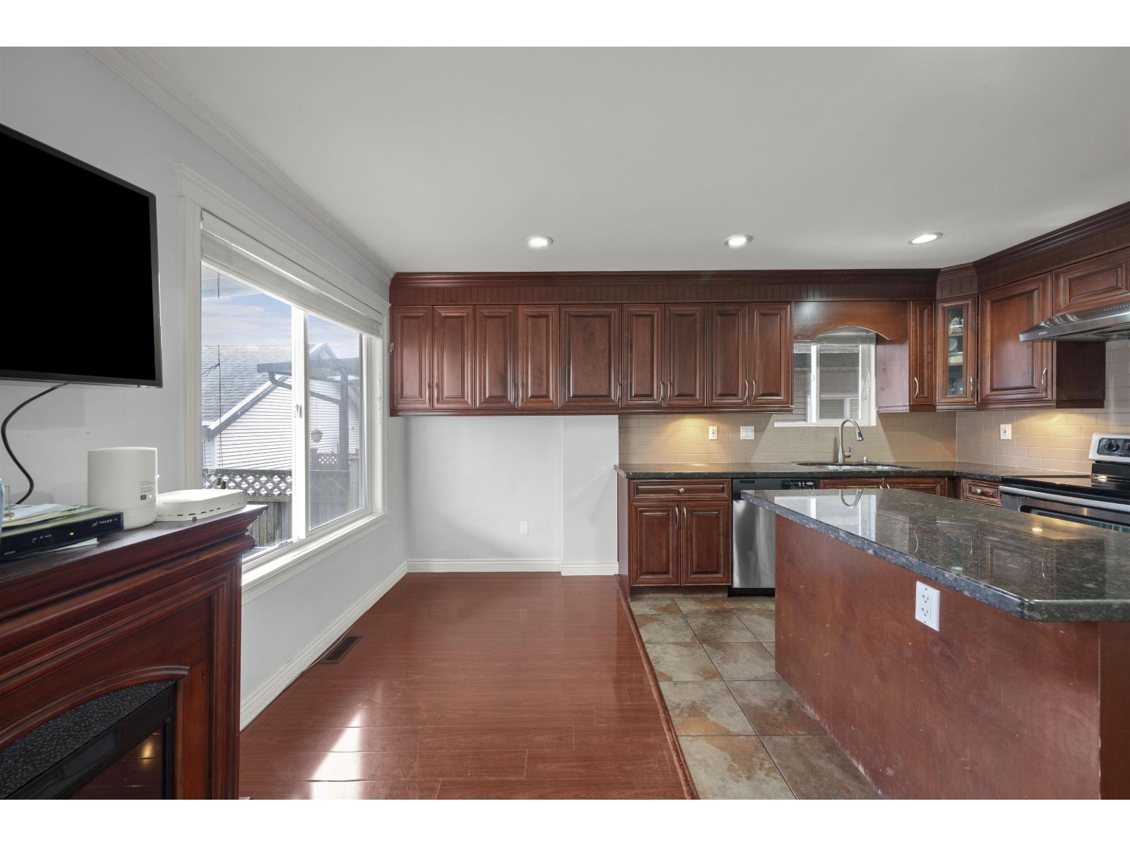 Photo 16 of 7104 144 Street, Surrey BC
