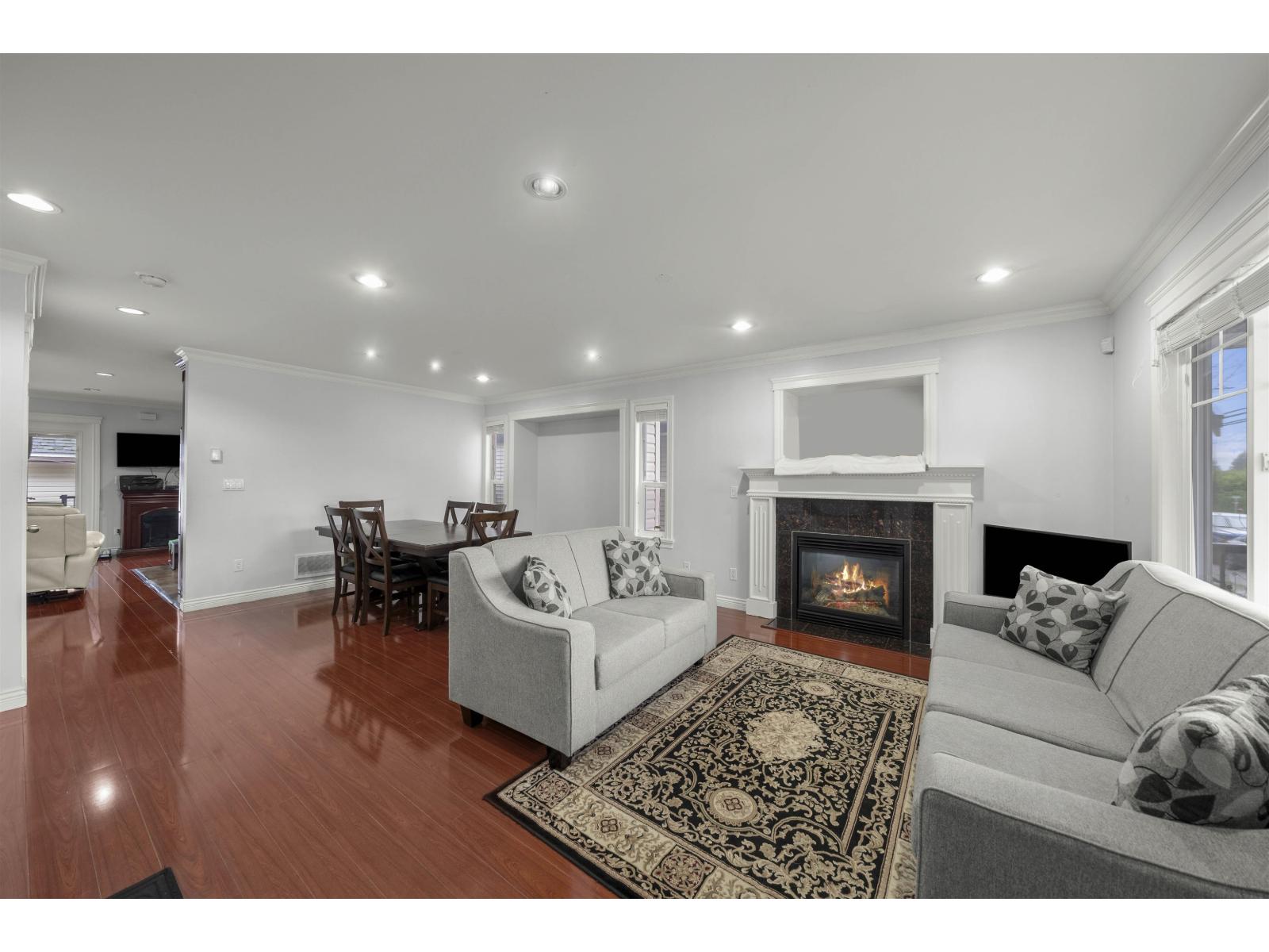 Photo 5 of 7104 144 Street, Surrey BC