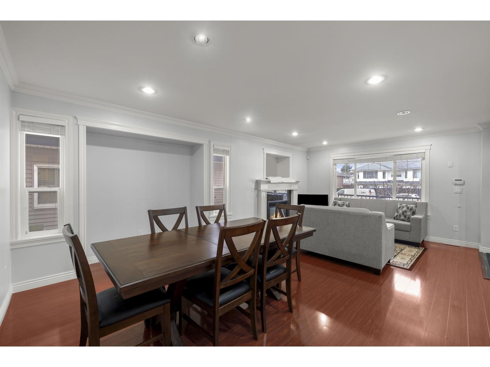 Photo 8 of 7104 144 Street, Surrey BC