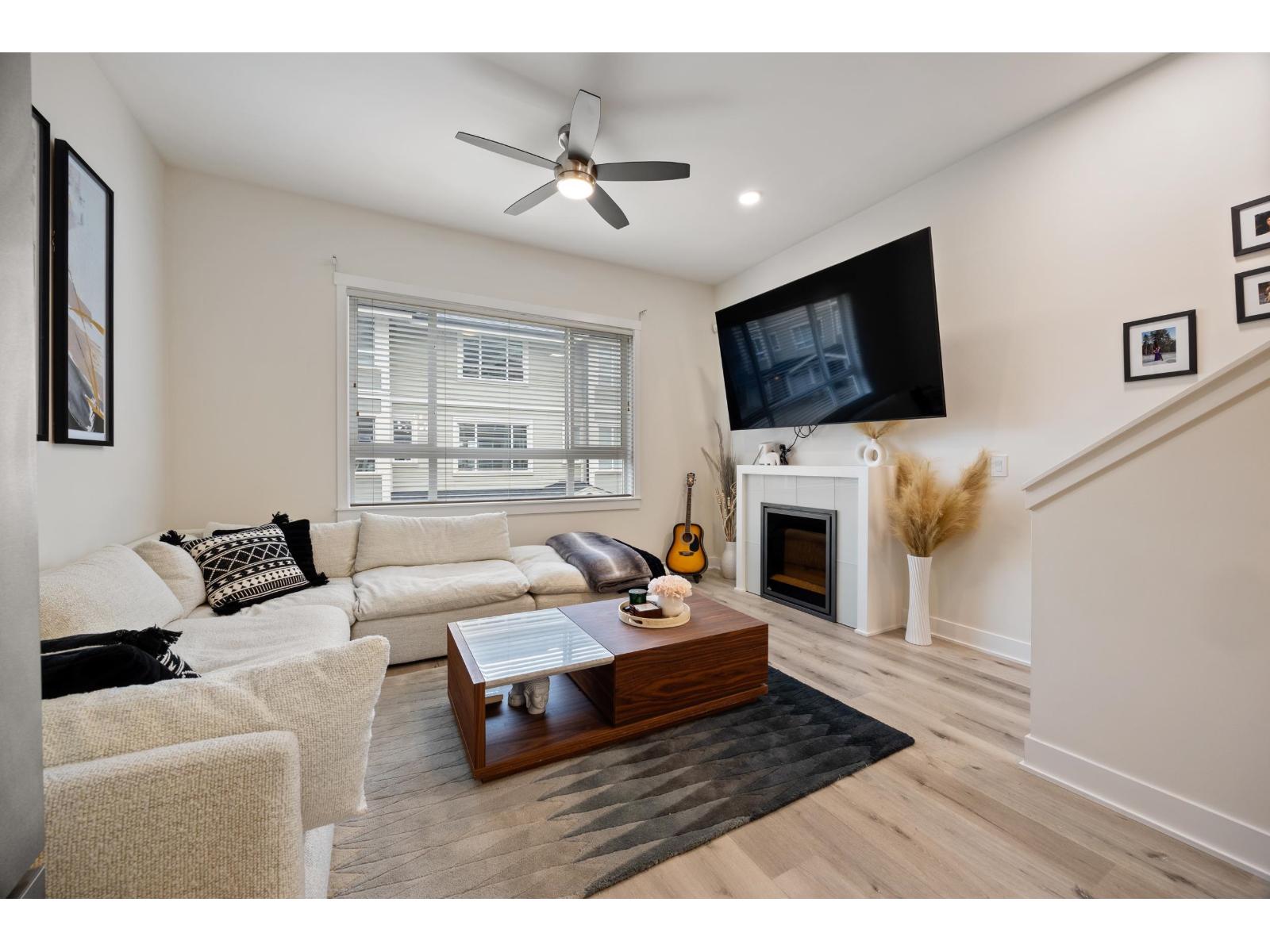 Photo 31 of 57 2955 156 Street, Surrey BC