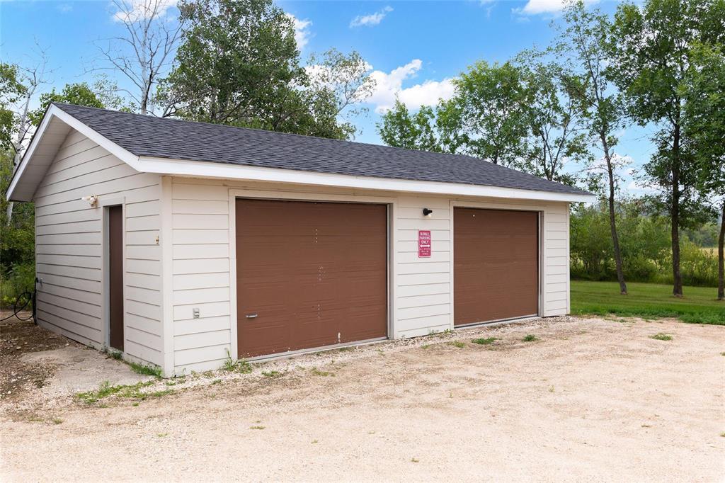 Photo 39 of 344 Bush Farm Road, Steinbach MB