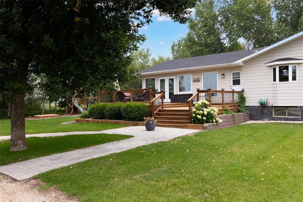Photo 29 of 344 Bush Farm Road, Steinbach MB