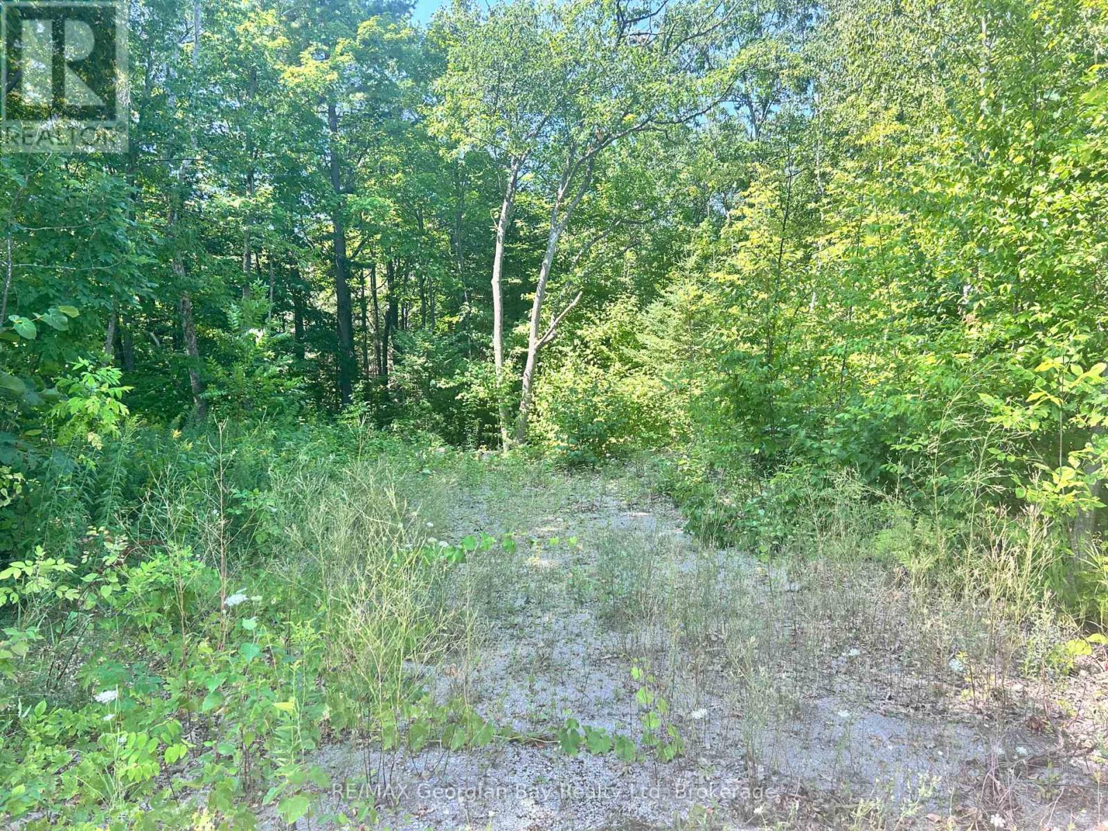 Photo 2 of 224 First Avenue, Tay ON